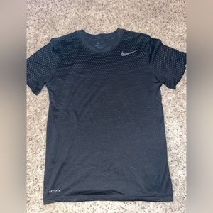 Nike - Gray patterned Shirt - Medium